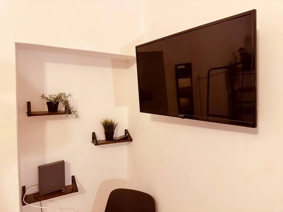 Appartamento Loft With Gym - Kitchen / Wifi / Free Parking Berlino