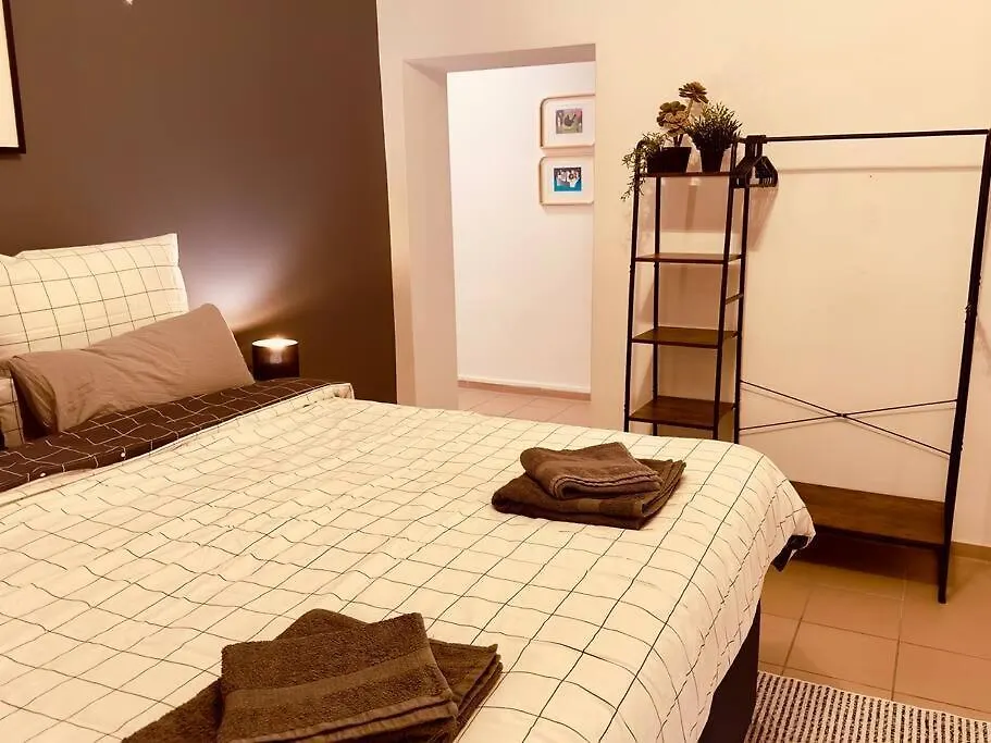 Appartamento Loft With Gym - Kitchen / Wifi / Free Parking Berlino