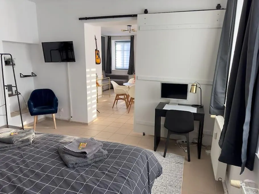Appartamento Loft With Gym - Kitchen / Wifi / Free Parking Berlino